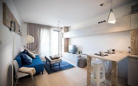 Island View Luxury Apartments
